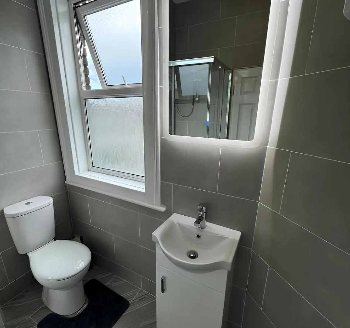 Superb Triple Room Near Croke Park - 1 Dublino Affittacamere